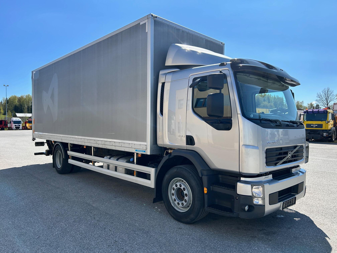VOLVO FE260 - Tovornjak zabojnik: slika 1 VOLVO FE260 - Tovornjak zabojnik: slika 1