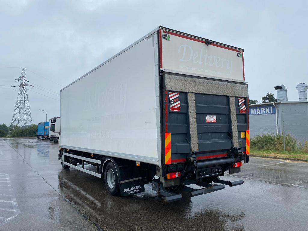 VOLVO FL 240 - Tovornjak hladilnik: slika 5 VOLVO FL 240 - Tovornjak hladilnik: slika 5