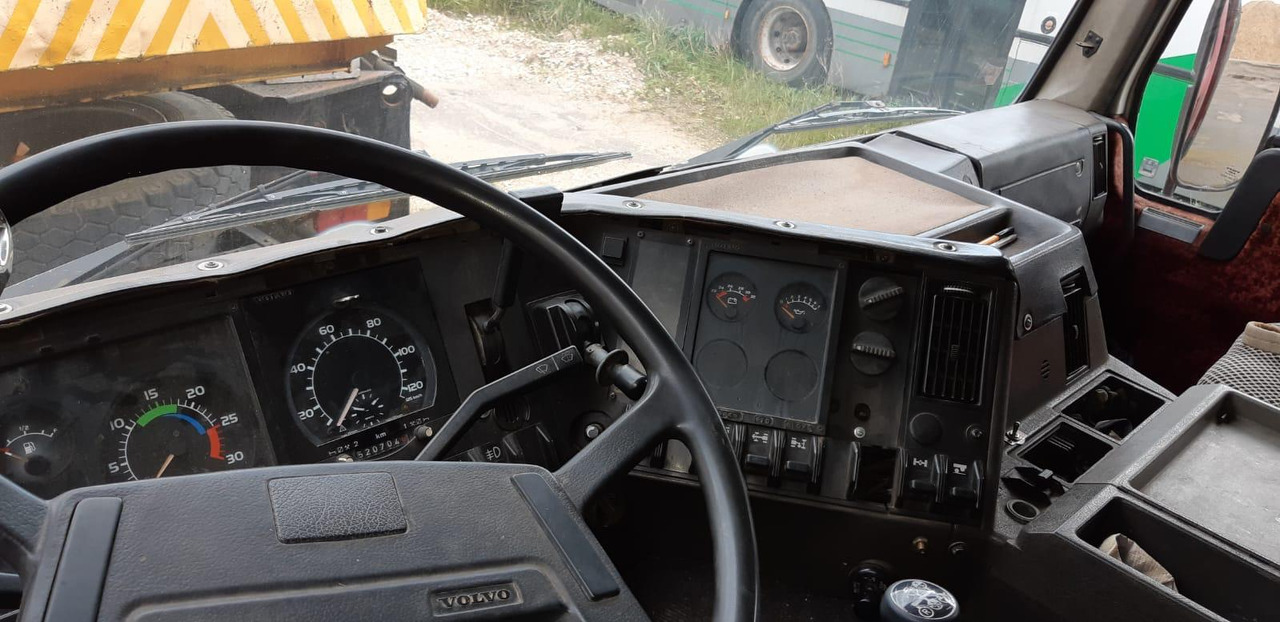 Tovornjak prekucnik VOLVO FL10: slika 9