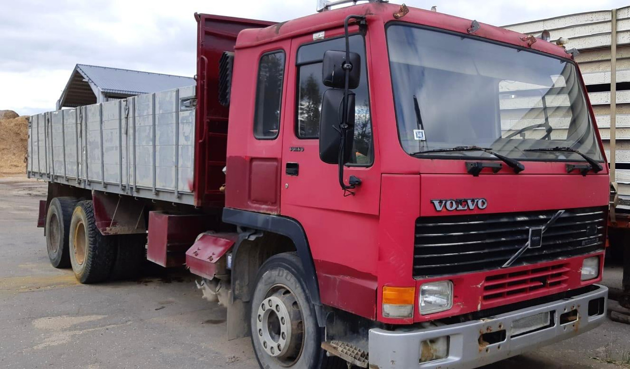 VOLVO FL10 - Tovornjak prekucnik: slika 1 VOLVO FL10 - Tovornjak prekucnik: slika 1