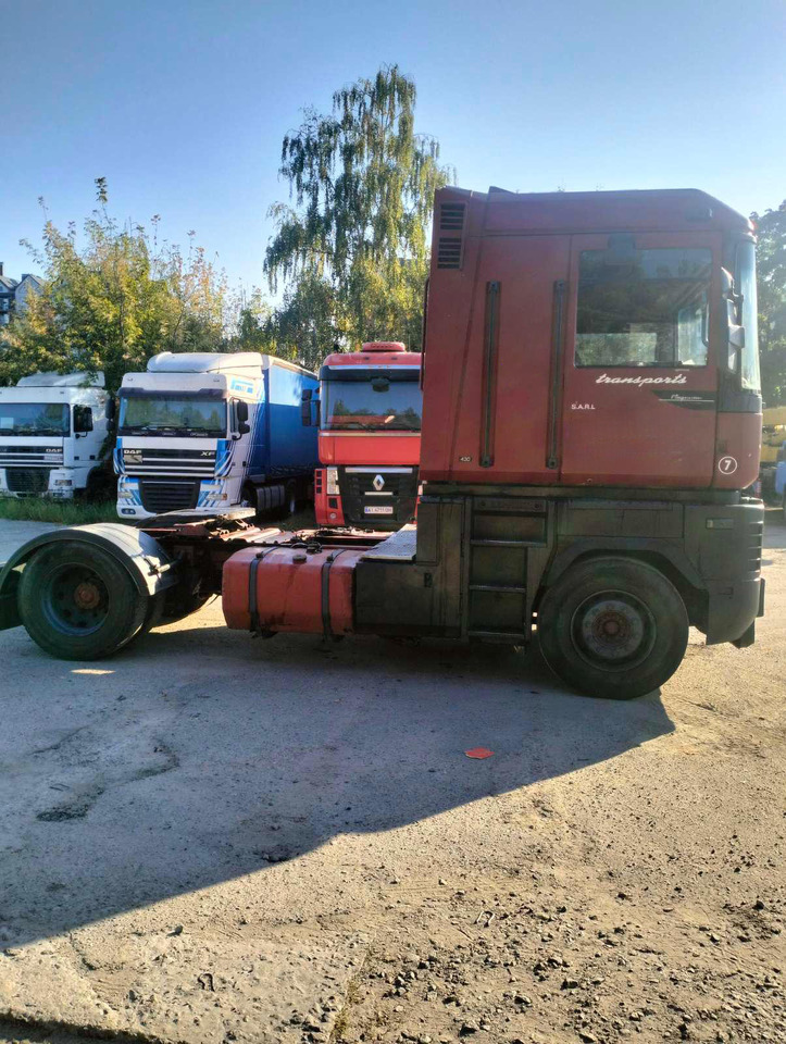 Vlačilec RENAULT Magnum 430: slika 7