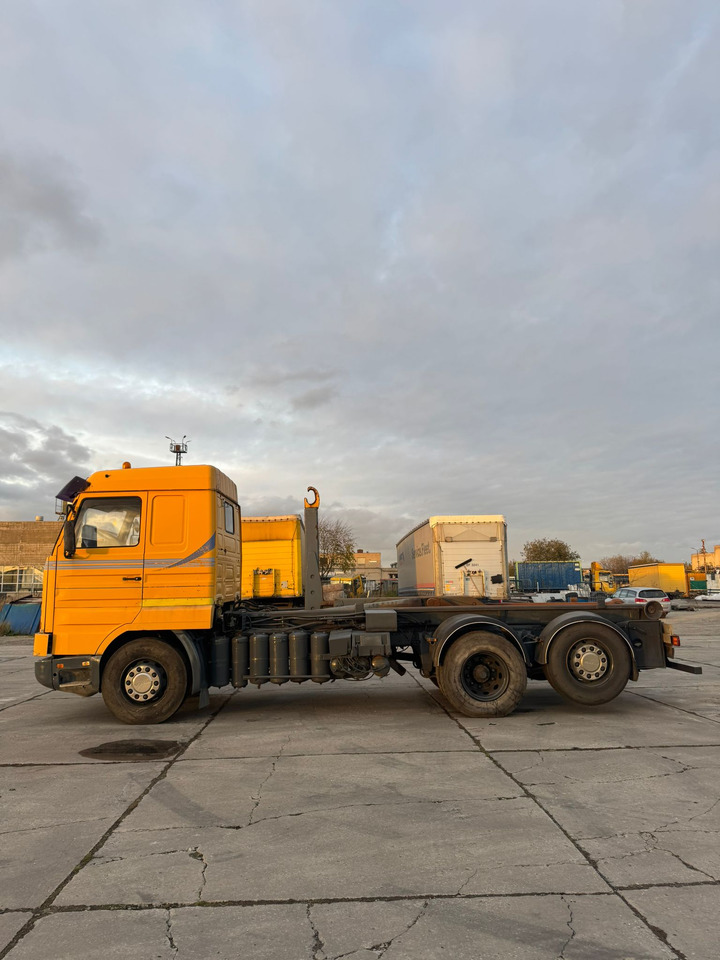 SCANIA 113M 380 - Vlačilec: slika 4 SCANIA 113M 380 - Vlačilec: slika 4