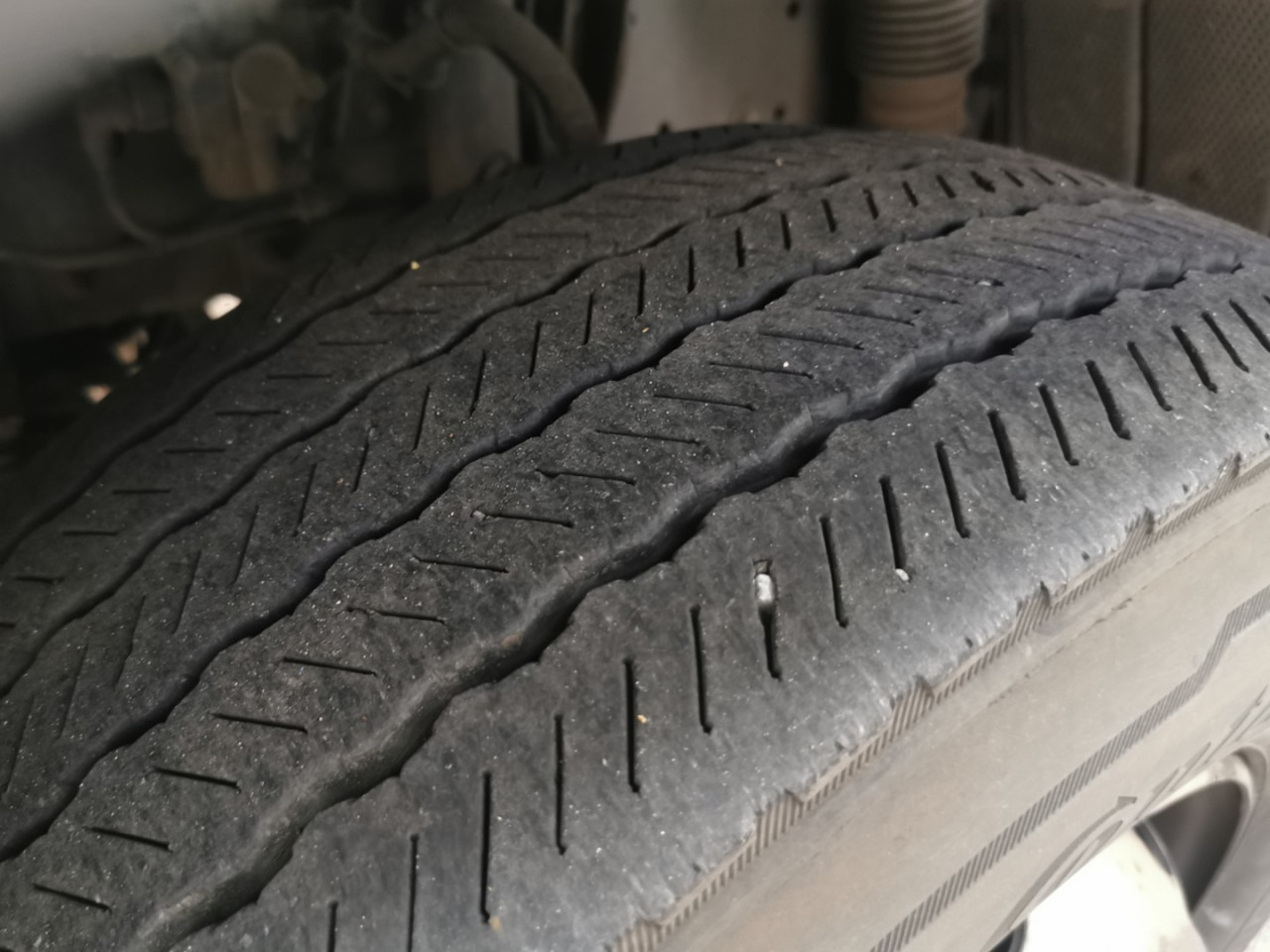 IVECO Eurocargo ML140E25/P Euro6 Klima AHK Luftfeder ZV - Tovornjak-šasija: slika 4 IVECO Eurocargo ML140E25/P Euro6 Klima AHK Luftfeder ZV - Tovornjak-šasija: slika 4