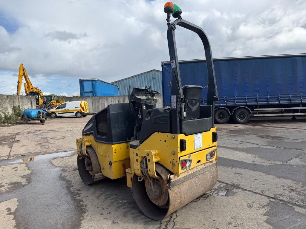 Bomag BW 120 AD-5  - Cestni valjar: slika 4 Bomag BW 120 AD-5  - Cestni valjar: slika 4