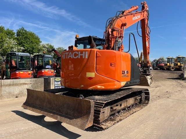 Hitachi ZX 135 US 5-B - Bager goseničar: slika 4 Hitachi ZX 135 US 5-B - Bager goseničar: slika 4