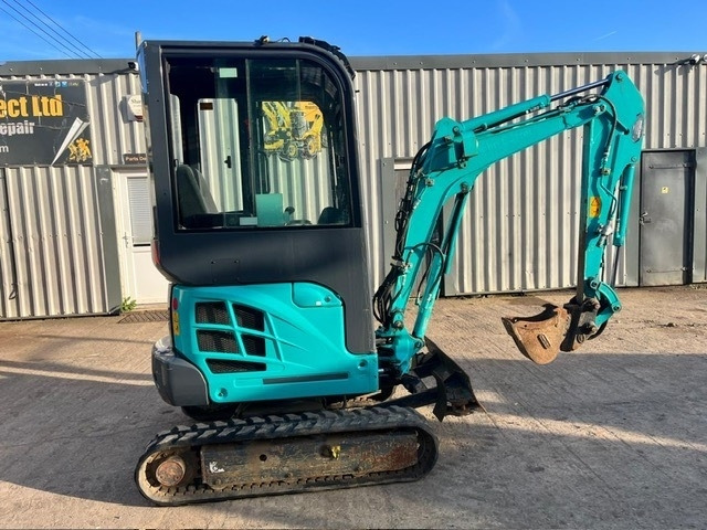 Kobelco SK 17 SR-3 - Mini bager: slika 1 Kobelco SK 17 SR-3 - Mini bager: slika 1