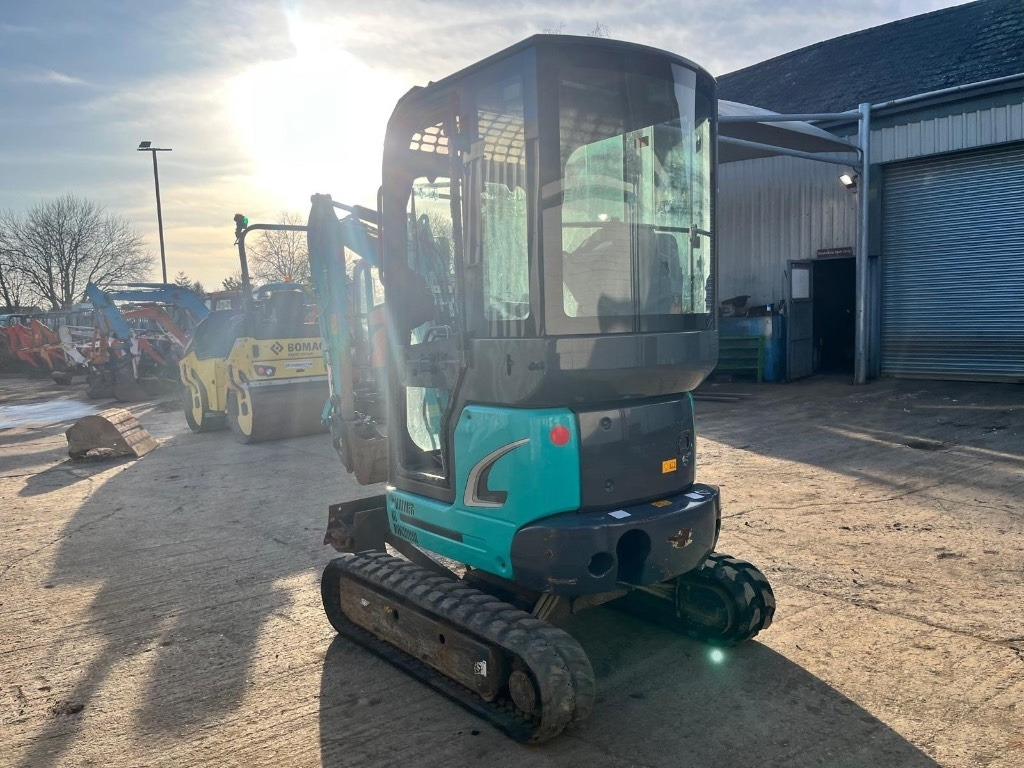 Mini bager Kobelco SK 17 SR-3: slika 6