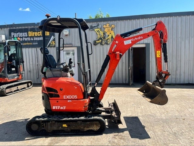 Kubota U 17-3 - Mini bager: slika 1 Kubota U 17-3 - Mini bager: slika 1