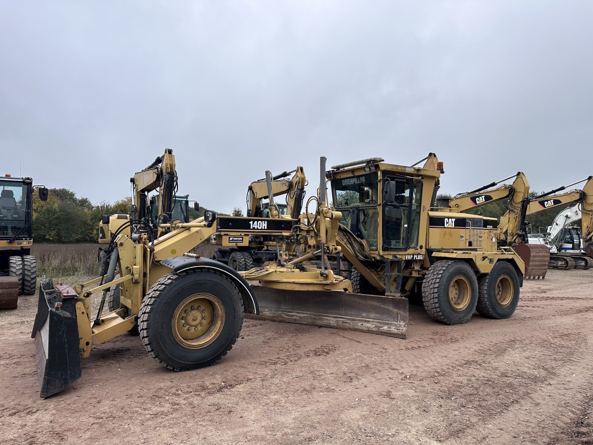 CATERPILLAR 140 H CE original German machine ready for work! - Greder: slika 2 CATERPILLAR 140 H CE original German machine ready for work! - Greder: slika 2