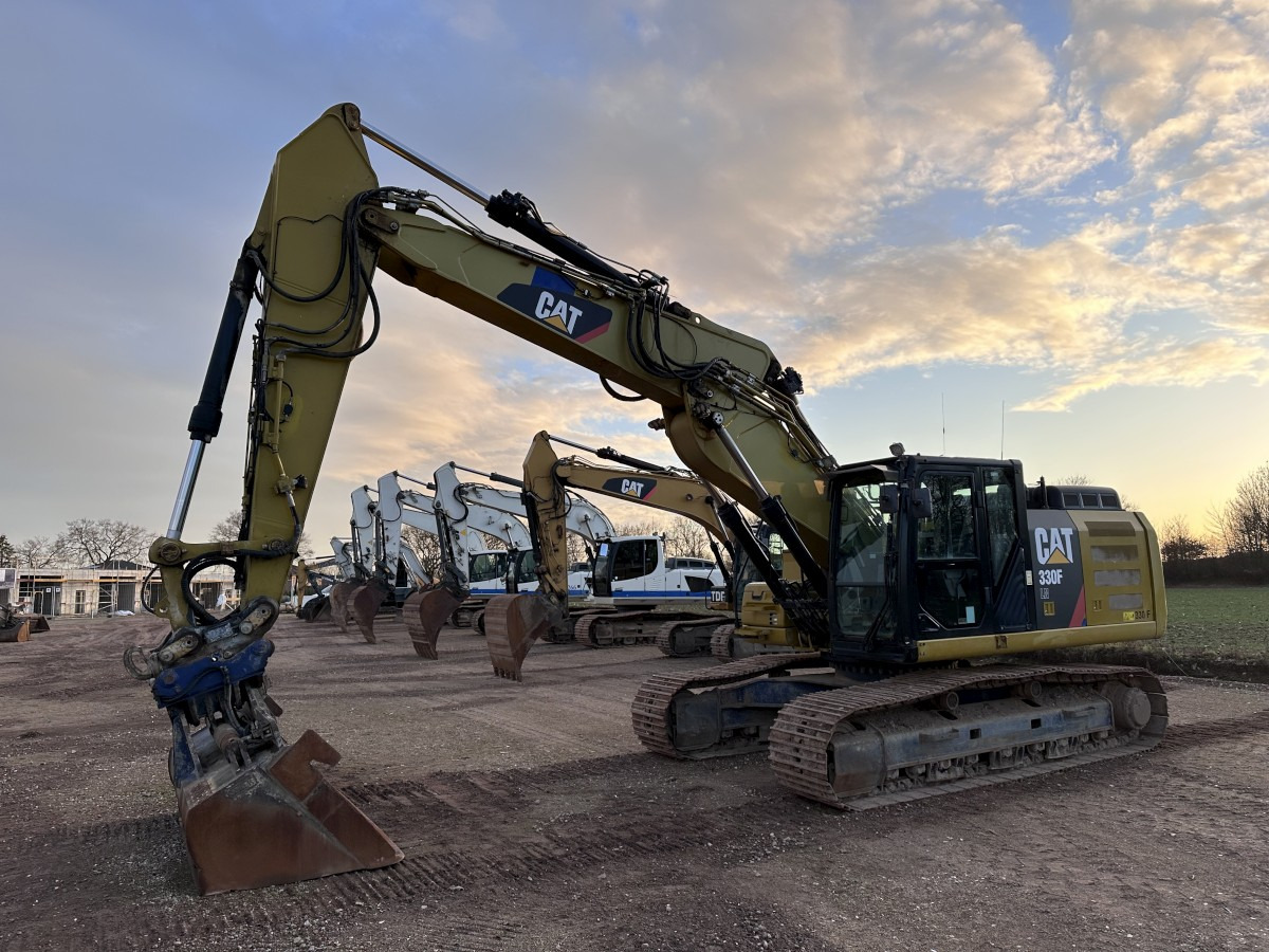 CATERPILLAR 330 FLN VA OQ 70-55 Deutsche Maschine! Top !!! - Bager goseničar: slika 3 CATERPILLAR 330 FLN VA OQ 70-55 Deutsche Maschine! Top !!! - Bager goseničar: slika 3