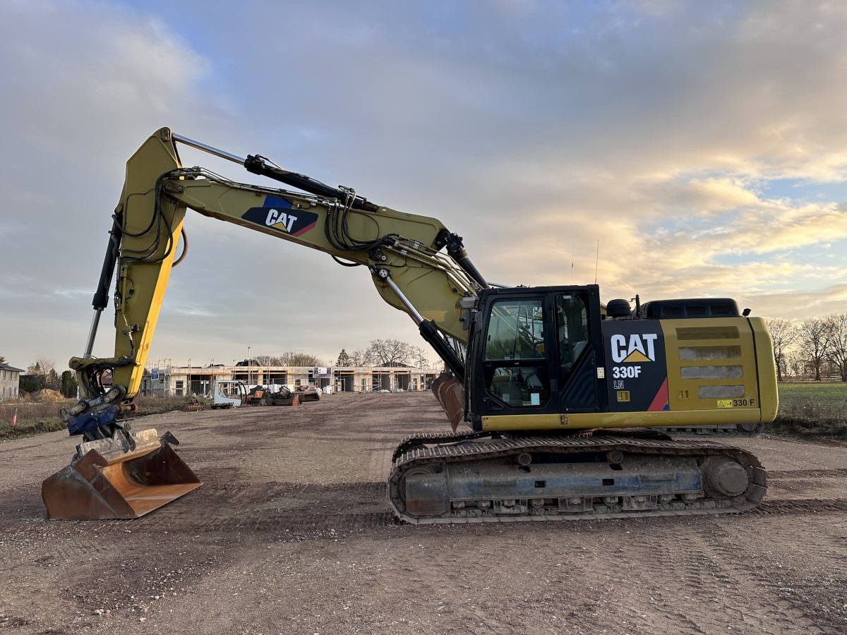 CATERPILLAR 330 FLN VA OQ 70-55 Deutsche Maschine! Top !!! - Bager goseničar: slika 1 CATERPILLAR 330 FLN VA OQ 70-55 Deutsche Maschine! Top !!! - Bager goseničar: slika 1