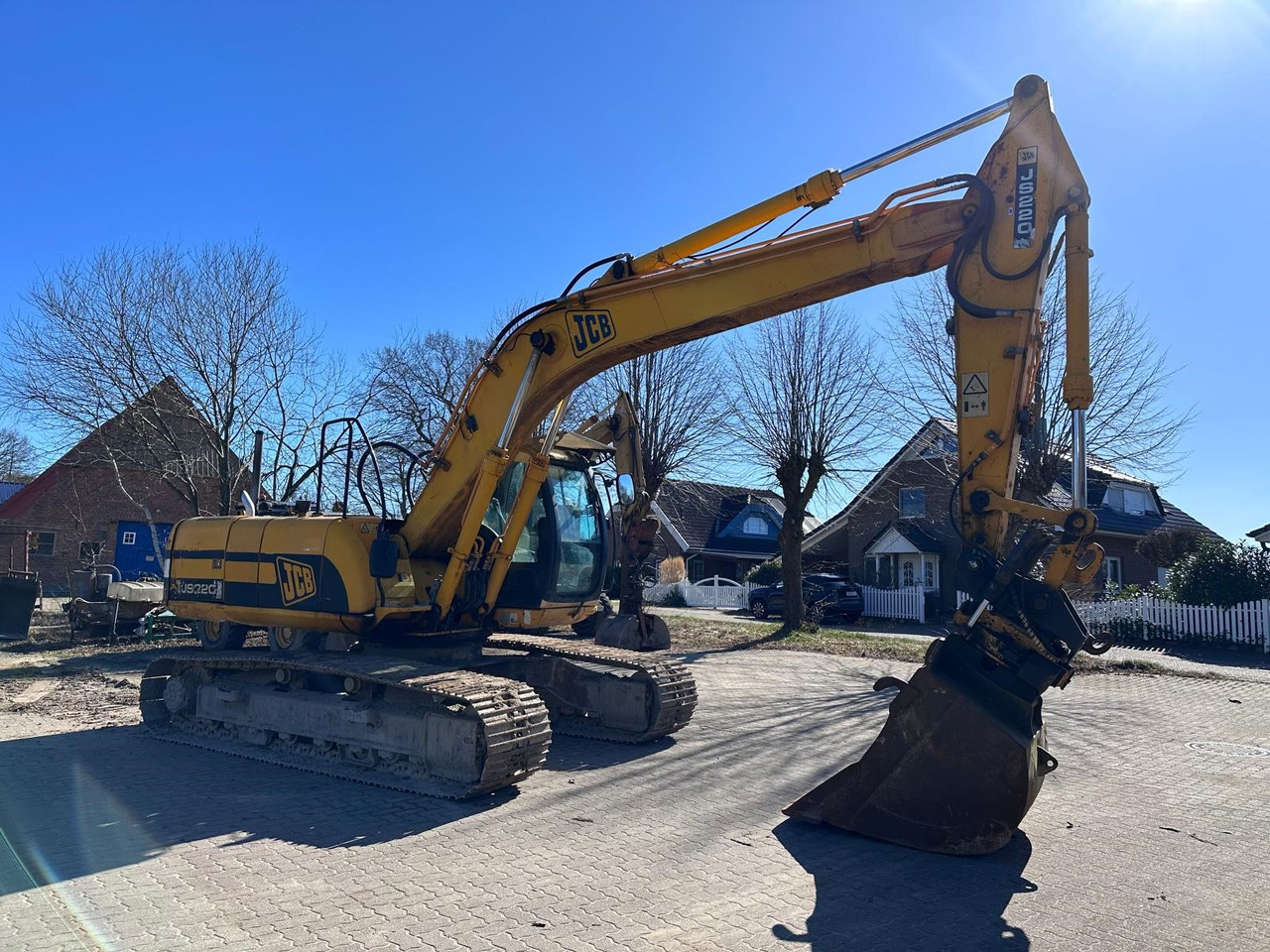 JCB JS 220 LC ISUZU Turbo 175 Hp Rototilt Klima - Bager goseničar: slika 1 JCB JS 220 LC ISUZU Turbo 175 Hp Rototilt Klima - Bager goseničar: slika 1