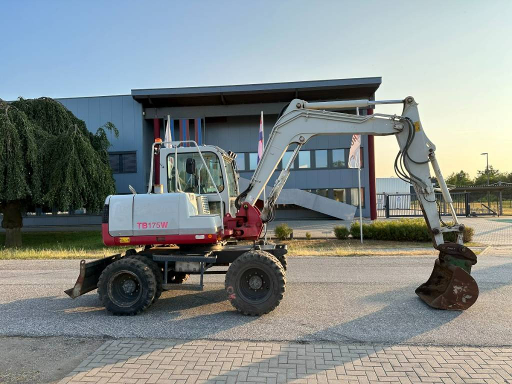 Takeuchi TB 175 W 8,7 ton. Klima Turbo 77 PS - Bager na kolesih: slika 2 Takeuchi TB 175 W 8,7 ton. Klima Turbo 77 PS - Bager na kolesih: slika 2
