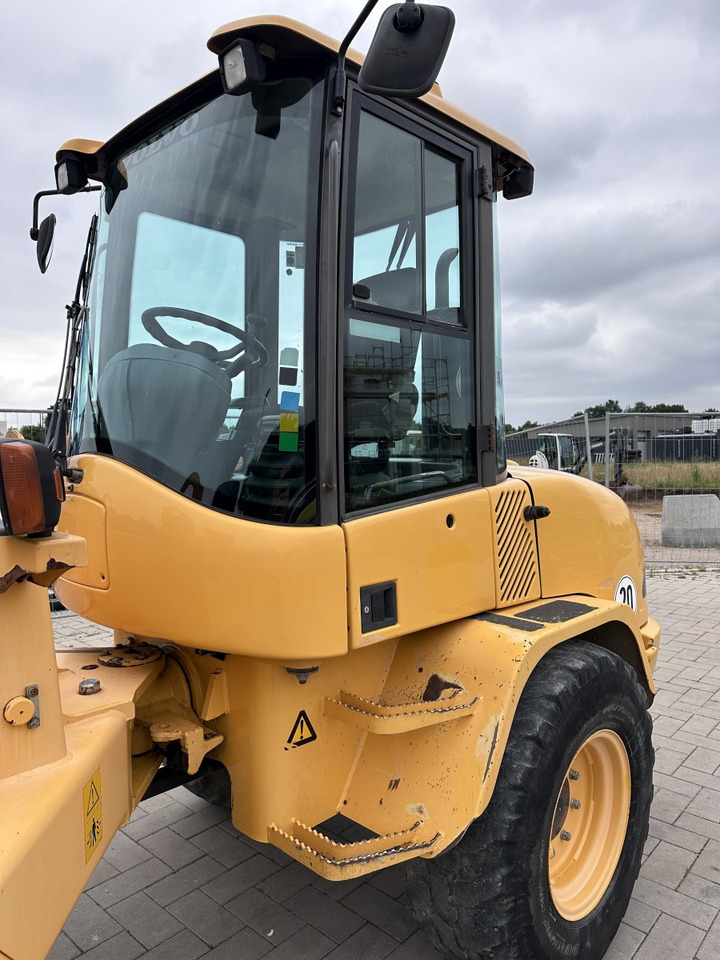 Kolesni nakladalec VOLVO L 30 B PRO 3er Kreis Klappschaufel+Palettengabel: slika 23