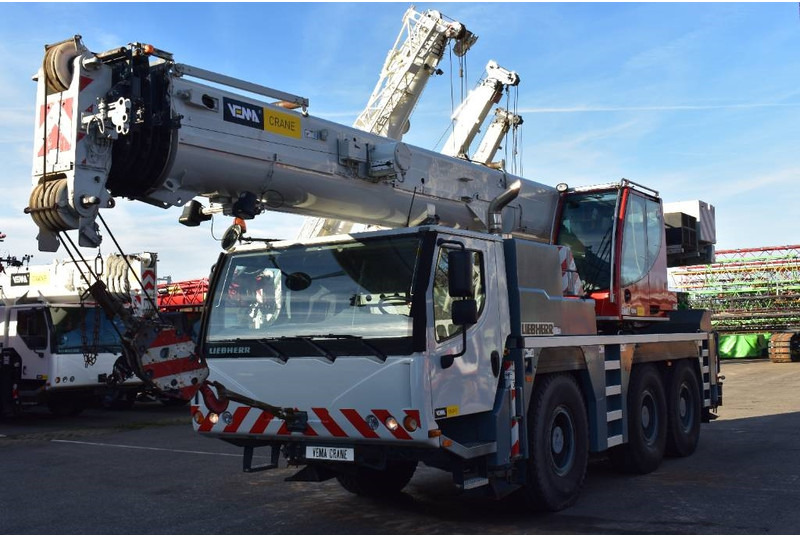 Liebherr LTM 1050-3.1 - Avtodvigalo za vse namene: slika 2 Liebherr LTM 1050-3.1 - Avtodvigalo za vse namene: slika 2