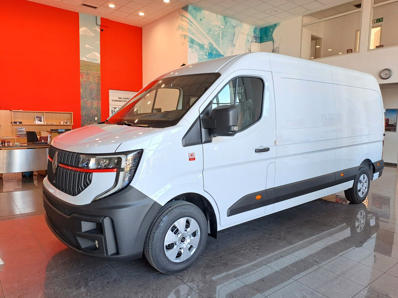 Renault Master L3H2 150 - NAV Klimaaut. Holzb. 270° - Furgon: slika 1 Renault Master L3H2 150 - NAV Klimaaut. Holzb. 270° - Furgon: slika 1