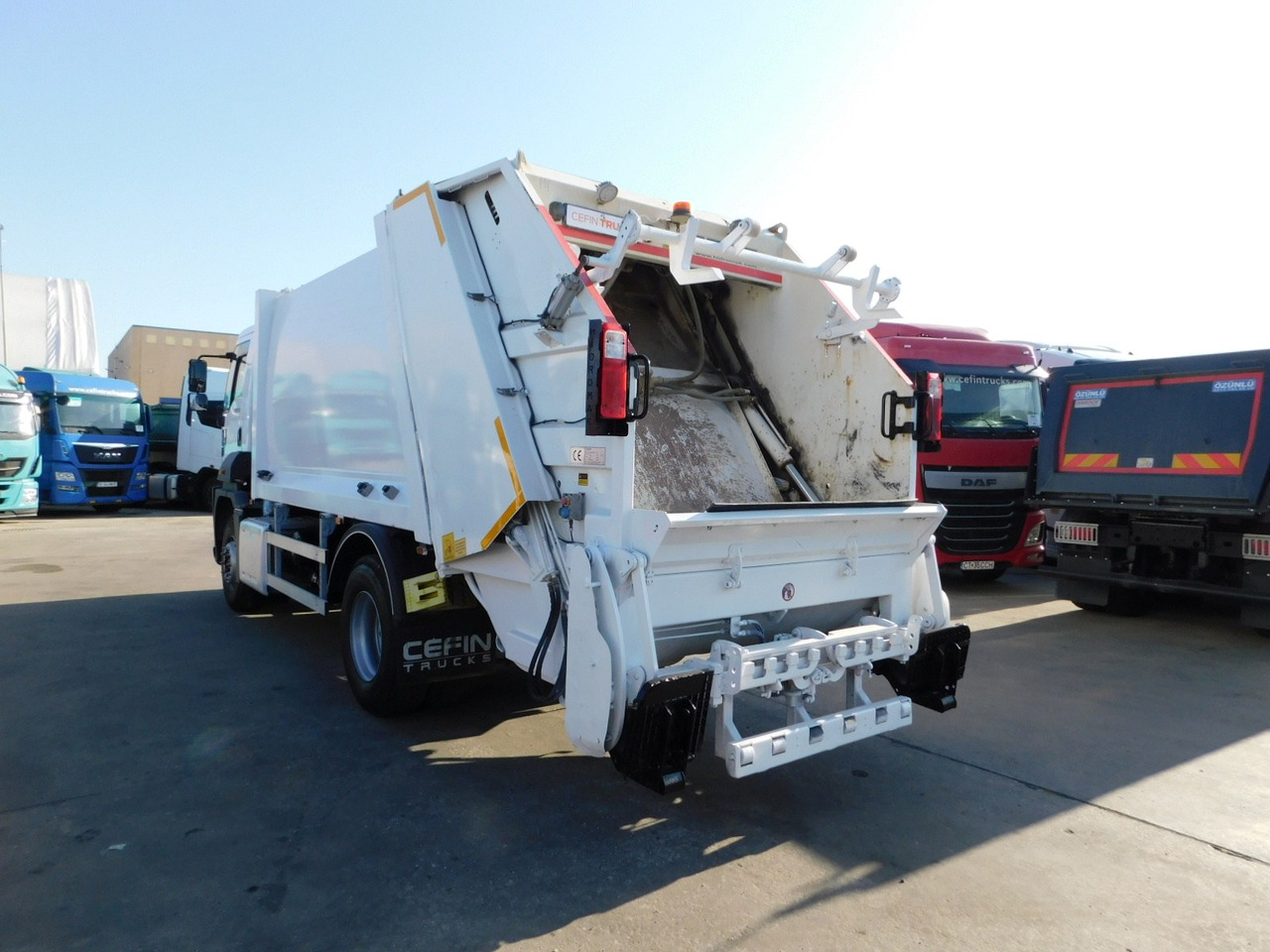 Ford 1833 4x2 dcab e6 9seso14409 - Smetarski tovornjak: slika 4 Ford 1833 4x2 dcab e6 9seso14409 - Smetarski tovornjak: slika 4