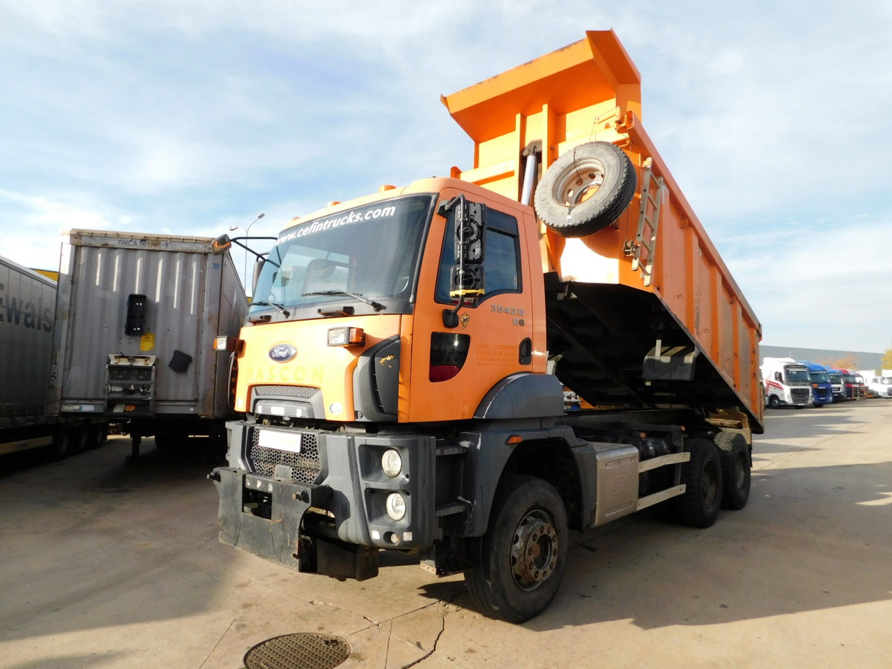 Ford 3542d 6x4 dcab e6 16s2230 - Tovornjak prekucnik: slika 1 Ford 3542d 6x4 dcab e6 16s2230 - Tovornjak prekucnik: slika 1