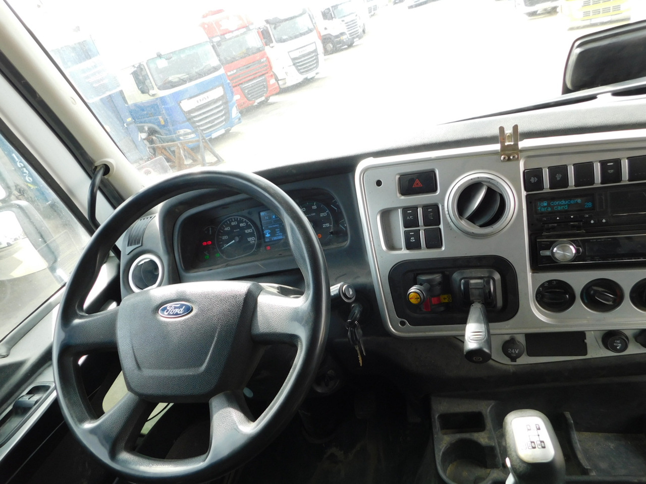 Ford 4142d 8x4 dcab e6 16s2230 - Tovornjak prekucnik: slika 5 Ford 4142d 8x4 dcab e6 16s2230 - Tovornjak prekucnik: slika 5