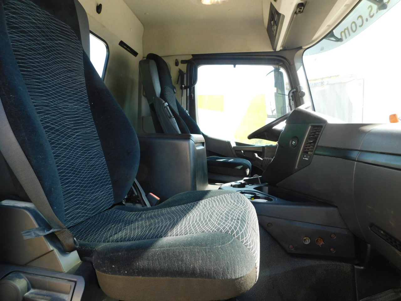 Mercedes Arocs 3243 - Avtomešalec: slika 5 Mercedes Arocs 3243 - Avtomešalec: slika 5