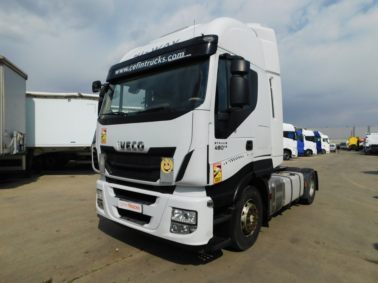 Iveco As440tp - Vlačilec: slika 1 Iveco As440tp - Vlačilec: slika 1