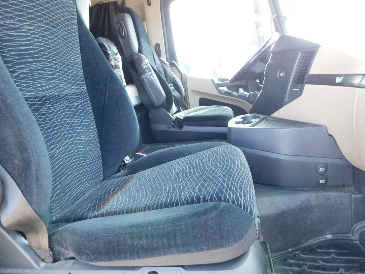 Mercedes Actros 1842 - Vlačilec: slika 5 Mercedes Actros 1842 - Vlačilec: slika 5