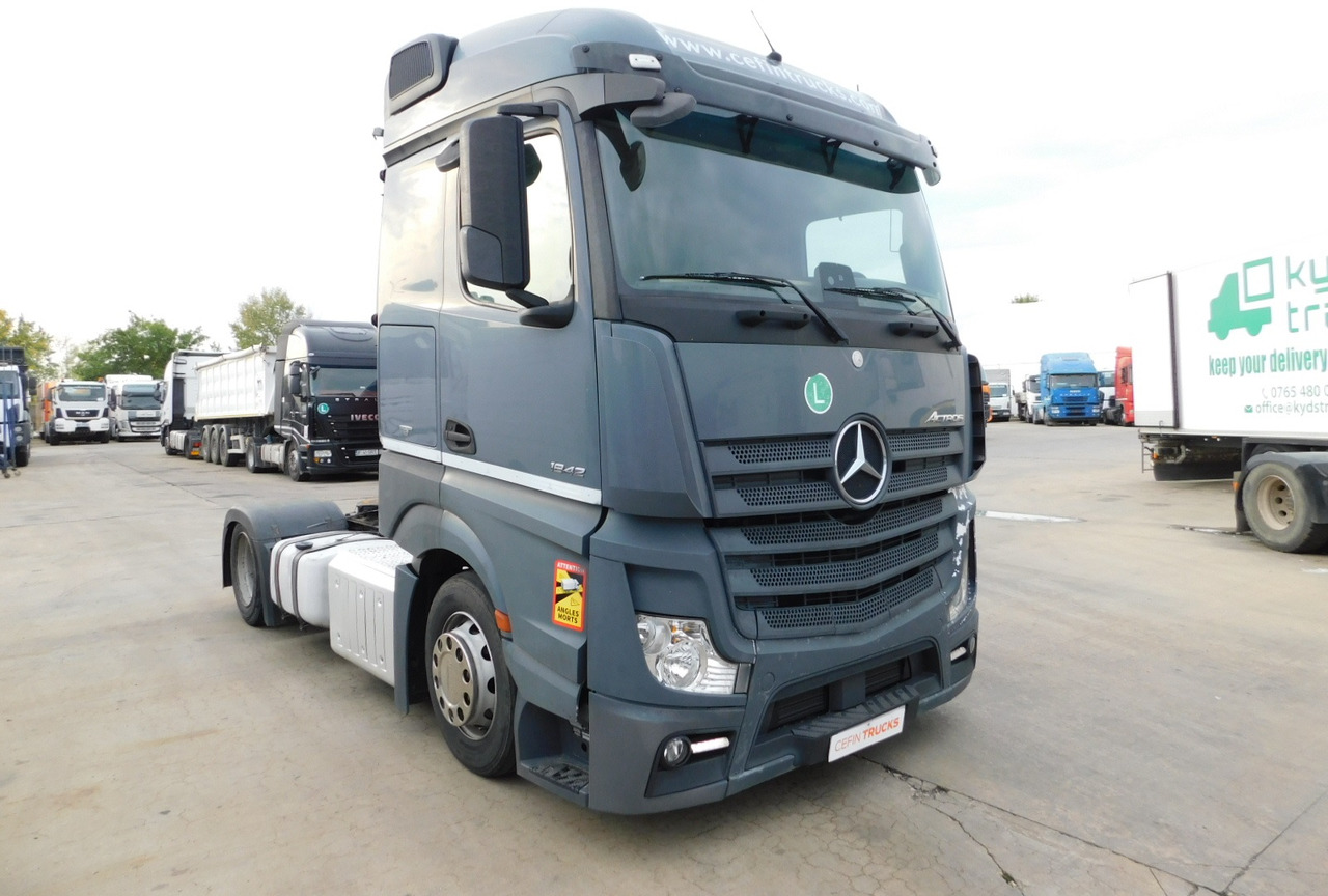 Mercedes Actros 1842 - Vlačilec: slika 2 Mercedes Actros 1842 - Vlačilec: slika 2