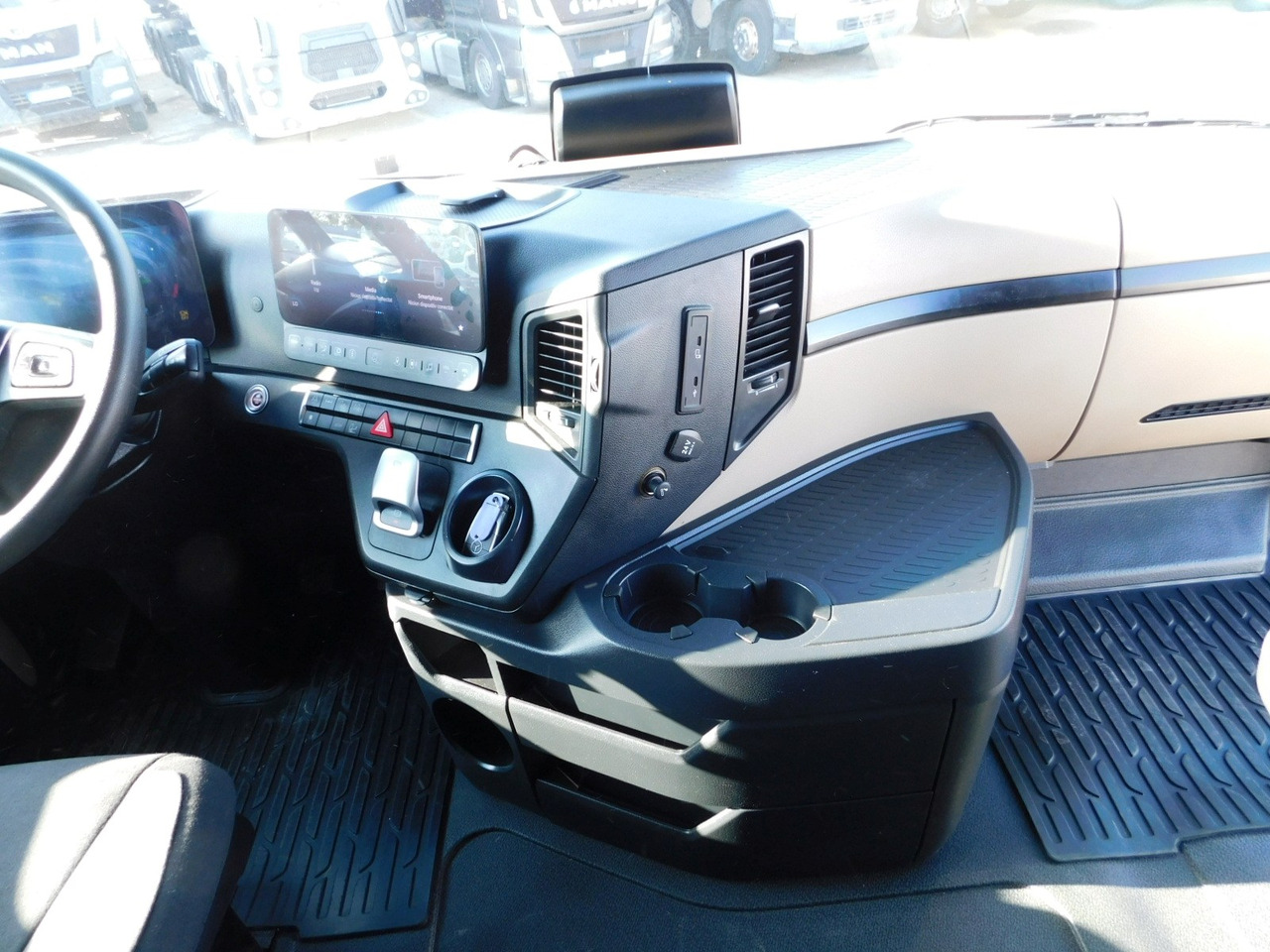 Vlačilec Mercedes Actros: slika 8 Vlačilec Mercedes Actros: slika 8