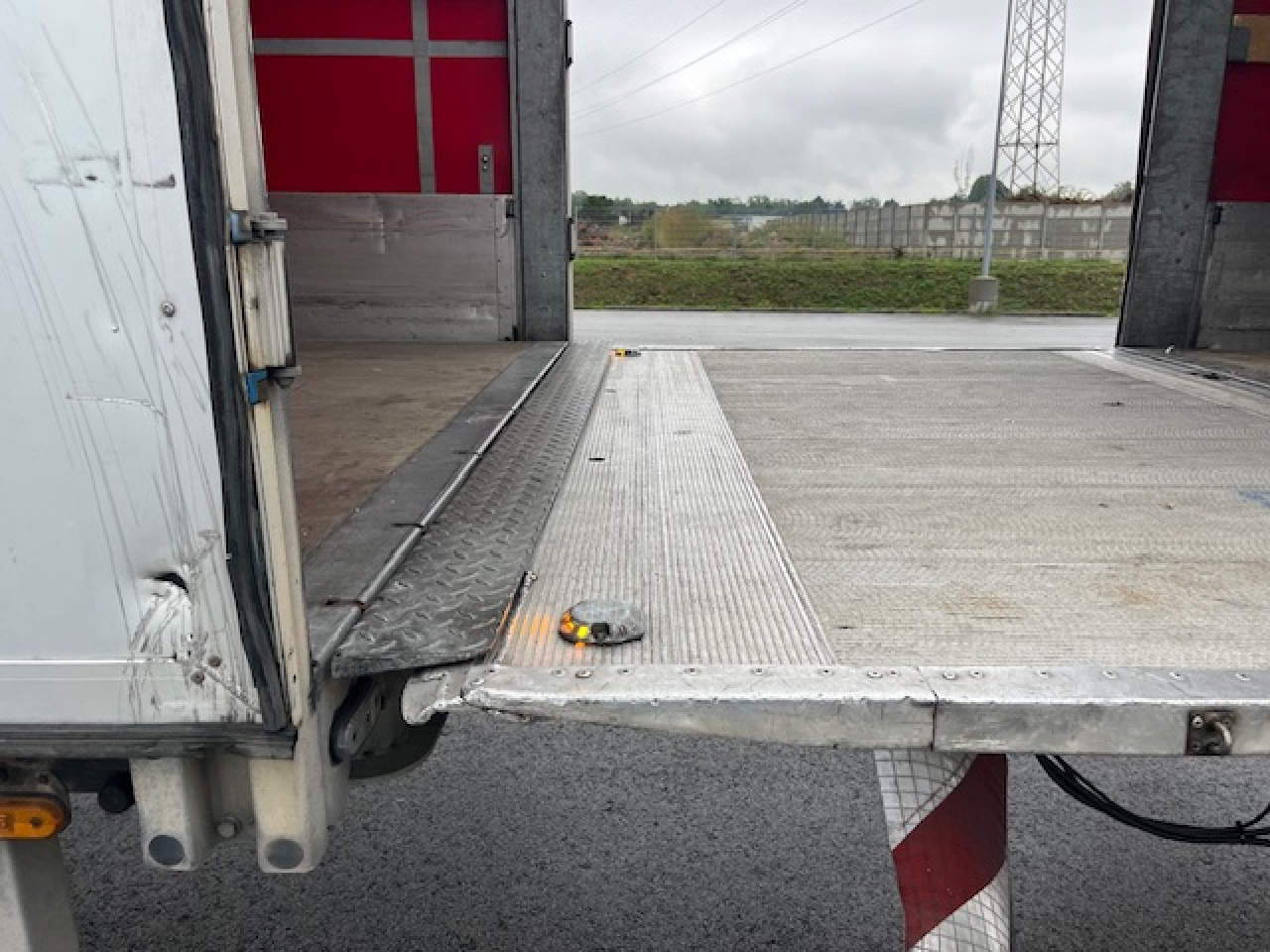 MAN TGM 18.320 4x2 BL Durchladbar - mit Tandemhänger - Tovornjak s ponjavo: slika 4 MAN TGM 18.320 4x2 BL Durchladbar - mit Tandemhänger - Tovornjak s ponjavo: slika 4