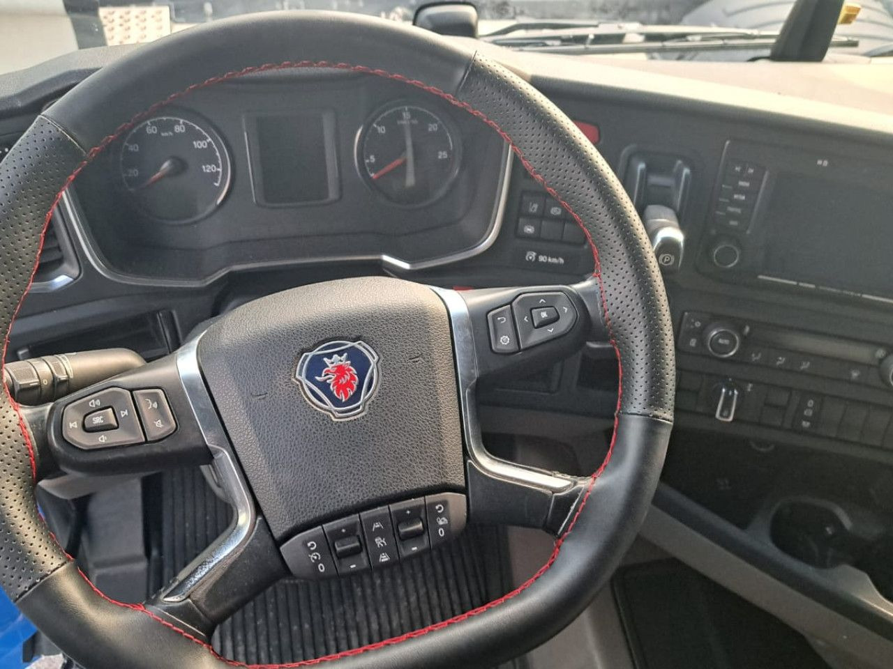 Scania R 450 - Vlačilec: slika 5 Scania R 450 - Vlačilec: slika 5
