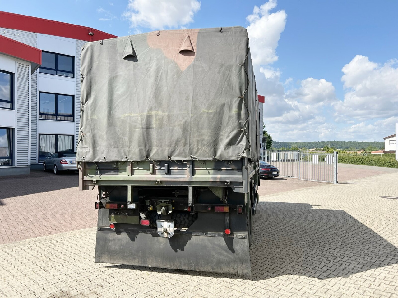 Tovornjak s ponjavo 110-17 AW 4x4 110-17 AW 4x4, Ex-, Küche: slika 10