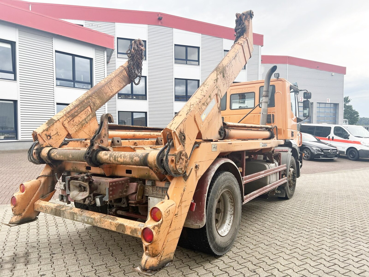 Komunalni tovornjak 190 AD 35 4x2 190 AD 35 4x2, Meiller Tele-Absetzer: slika 10 Komunalni tovornjak 190 AD 35 4x2 190 AD 35 4x2, Meiller Tele-Absetzer: slika 10