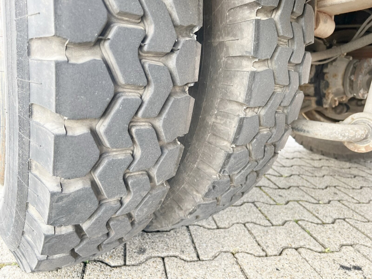 90-16 AW 4x4 Doka 90-16 AW 4x4 Doka, Mannschaftswagen - Gasilsko vozilo: slika 5 90-16 AW 4x4 Doka 90-16 AW 4x4 Doka, Mannschaftswagen - Gasilsko vozilo: slika 5