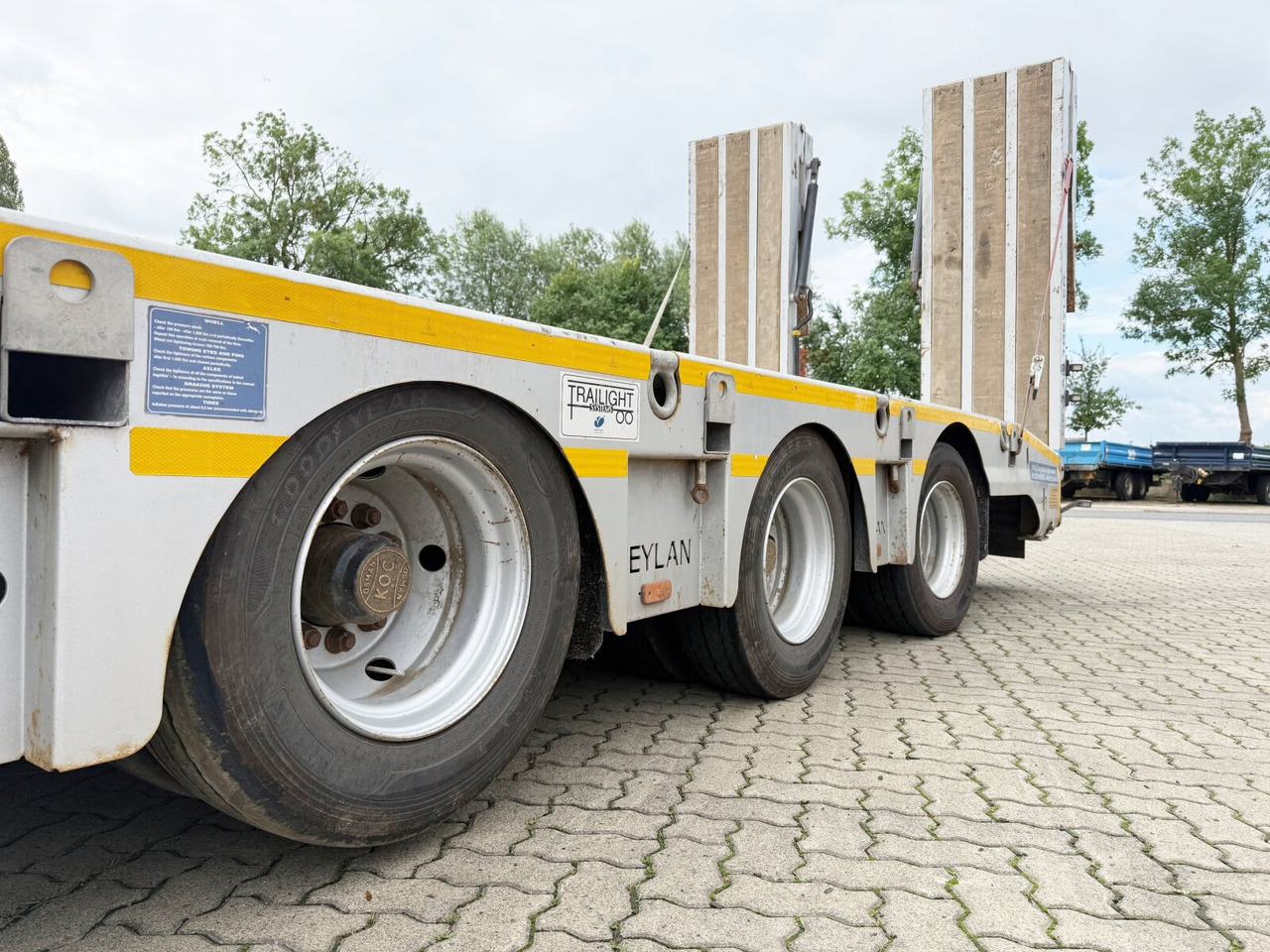 CYL 3 CYL 3, mit Lift-/Lenkachse, faltbare Rampen - Nizko noseča polprikolica: slika 3 CYL 3 CYL 3, mit Lift-/Lenkachse, faltbare Rampen - Nizko noseča polprikolica: slika 3