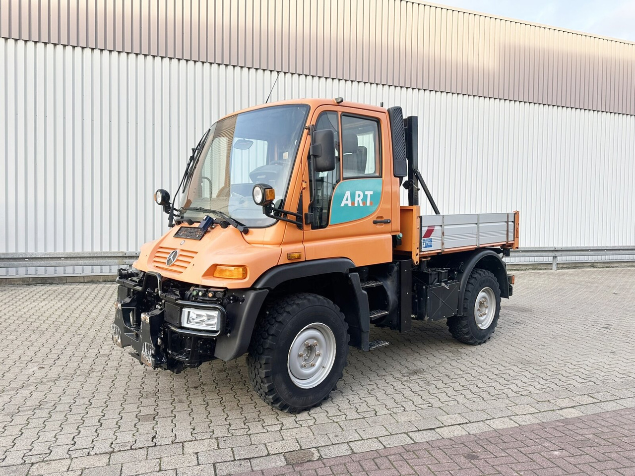 Unimog U300 405/10 4x4 U300 405/10 4x4, Kommunalhydraulik, Frontzapfwelle, Kipper - Dostavno vozilo: slika 1 Unimog U300 405/10 4x4 U300 405/10 4x4, Kommunalhydraulik, Frontzapfwelle, Kipper - Dostavno vozilo: slika 1