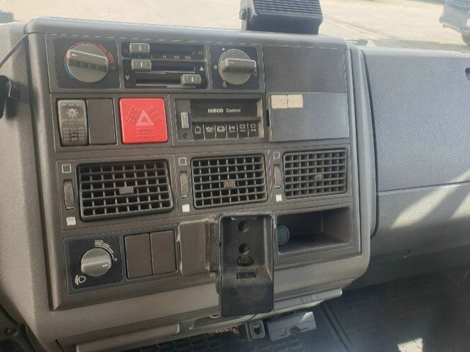 Euro Cargo ML 75E14 4x2 Euro Cargo ML 75E14 4x2 Getränkekoffer, 6-Zylinder-Motor - Tovornjak zabojnik: slika 3 Euro Cargo ML 75E14 4x2 Euro Cargo ML 75E14 4x2 Getränkekoffer, 6-Zylinder-Motor - Tovornjak zabojnik: slika 3