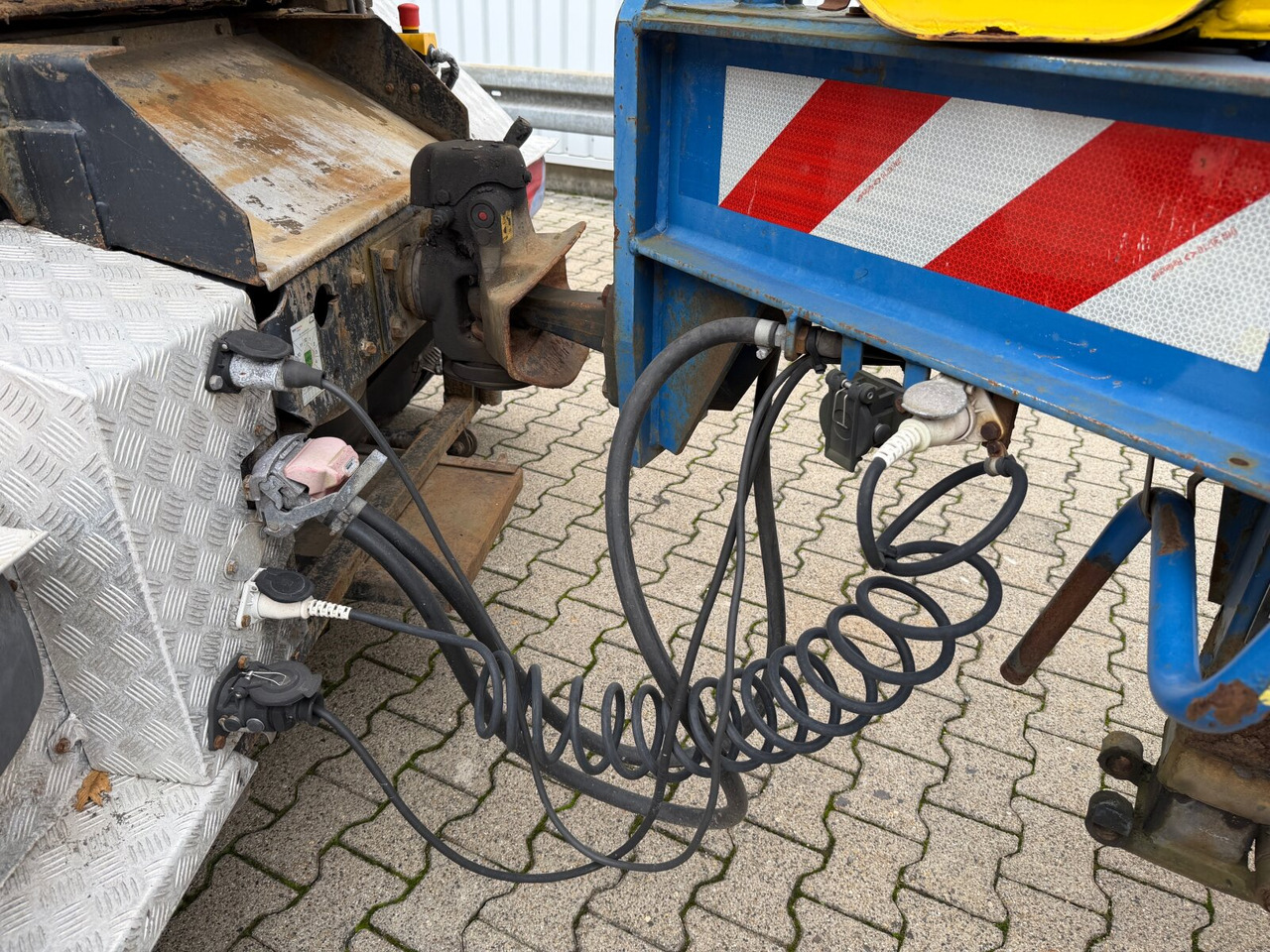 Faehndrich AG TKS-Z13 Asphaltkocher Faehndrich AG TKS-Z13 Asphaltkocher - Brizgalka za bitumen: slika 4 Faehndrich AG TKS-Z13 Asphaltkocher Faehndrich AG TKS-Z13 Asphaltkocher - Brizgalka za bitumen: slika 4