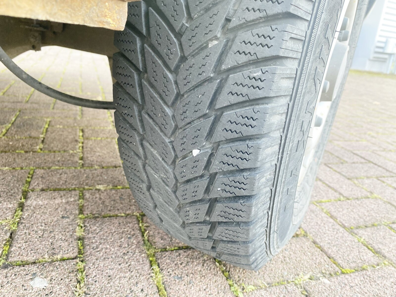 Ford Transit 2.5 4x2 Transit 2.5 4x2, Personentransporter, 8 Sitze lizing Ford Transit 2.5 4x2 Transit 2.5 4x2, Personentransporter, 8 Sitze: slika 14