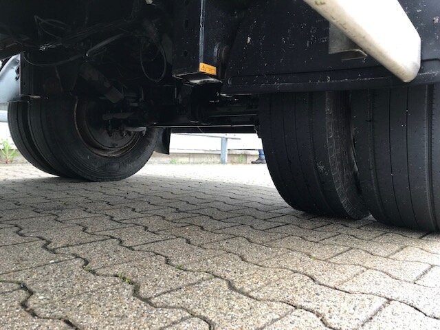 HDK 1860 HDK 1860 Hinterkippmulde ca. 28m³ mit Seperatmotor, eigene Hydraulik - Kiper prikolica: slika 5 HDK 1860 HDK 1860 Hinterkippmulde ca. 28m³ mit Seperatmotor, eigene Hydraulik - Kiper prikolica: slika 5