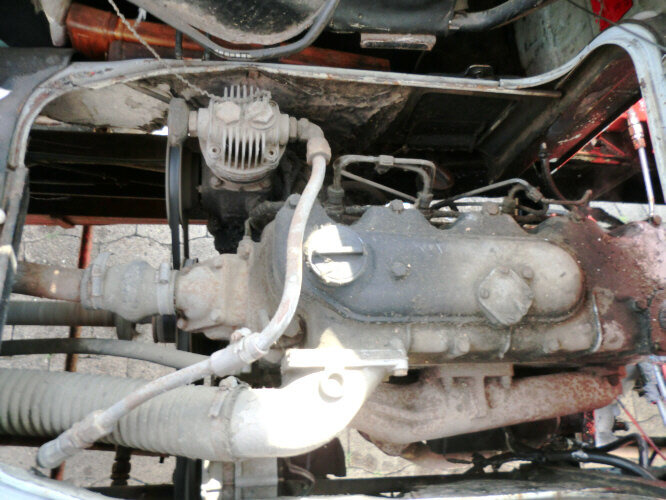 Hanomag F 75/35 Ki Hanomag-Henschel F 75/35 Ki, 5 cbm - Tovornjak cisterna: slika 2 Hanomag F 75/35 Ki Hanomag-Henschel F 75/35 Ki, 5 cbm - Tovornjak cisterna: slika 2