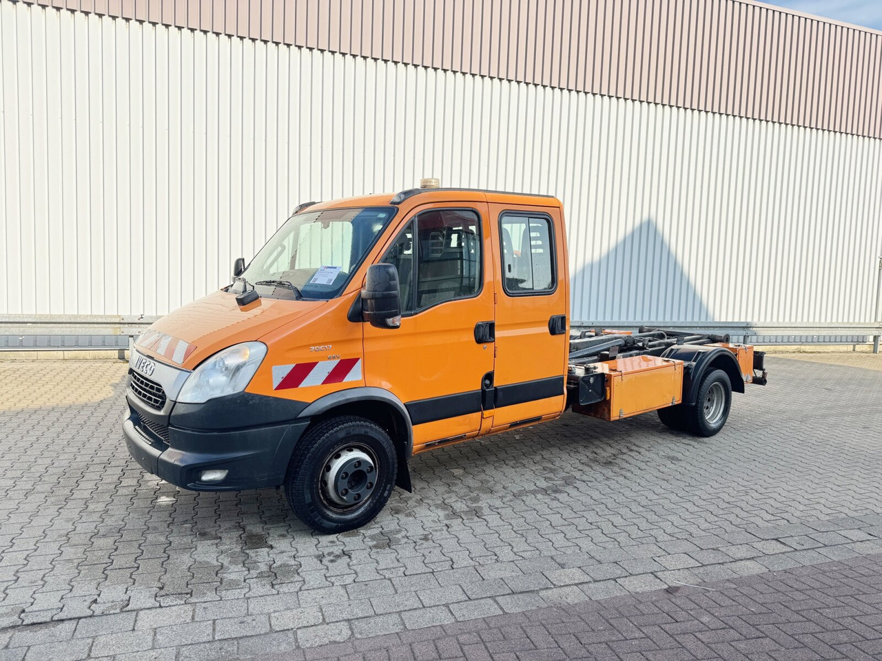 Iveco Daily 70C17 4x2 Doka Daily 70C17 4x2 Doka, EEV, City-Abroller - Kotalni prekucni tovornjak: slika 1 Iveco Daily 70C17 4x2 Doka Daily 70C17 4x2 Doka, EEV, City-Abroller - Kotalni prekucni tovornjak: slika 1