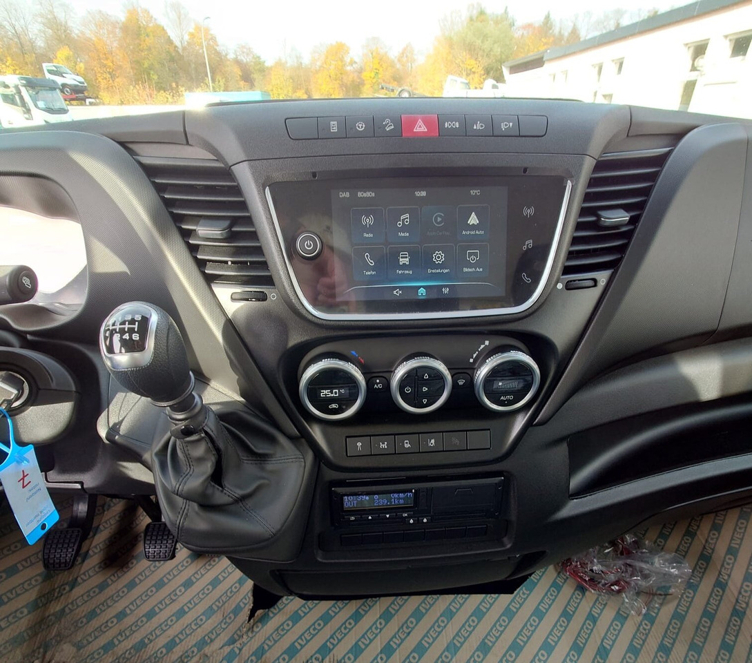 Iveco Daily 72C18H/P DK 4x2 Daily 72C18H/P DK 4x2, Nebenantrieb - Tovornjak-šasija: slika 3 Iveco Daily 72C18H/P DK 4x2 Daily 72C18H/P DK 4x2, Nebenantrieb - Tovornjak-šasija: slika 3