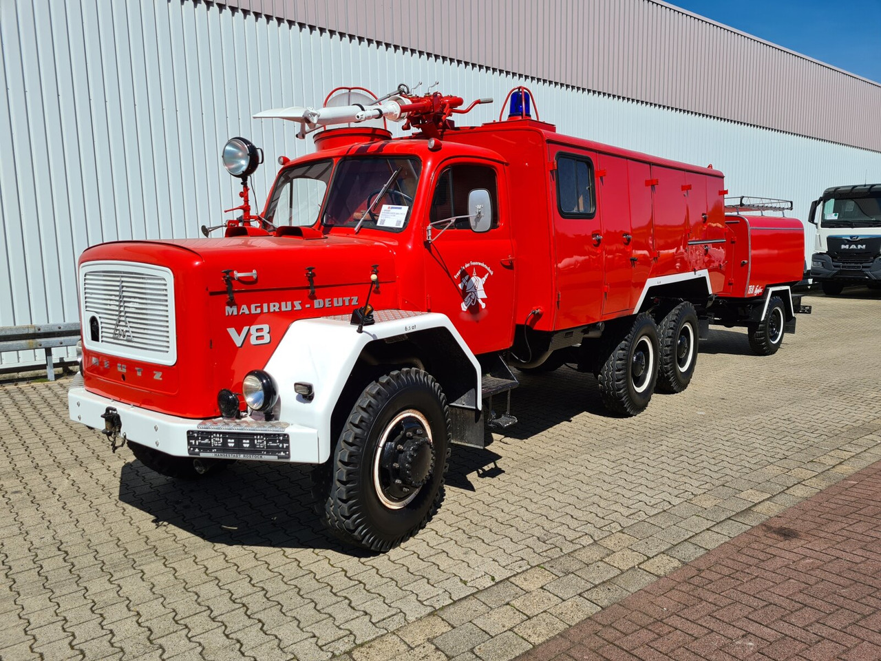 Jupiter 178 D 15 A, 6x6, Allrad Jupiter 178 D 15 A, 6x6, Allrad - Gasilsko vozilo: slika 1 Jupiter 178 D 15 A, 6x6, Allrad Jupiter 178 D 15 A, 6x6, Allrad - Gasilsko vozilo: slika 1