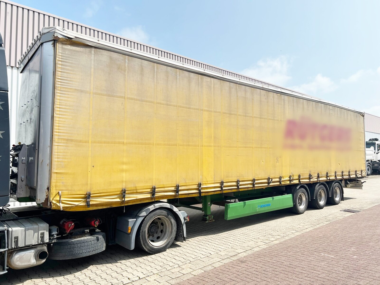 Krone SDP 27 eLCUQ-CS SDP 27 eLCUQ-CS, Coilmulde, Edscha-Verdeck, Hubdach, ca. 93m³ - Polprikolica s ponjavo: slika 1 Krone SDP 27 eLCUQ-CS SDP 27 eLCUQ-CS, Coilmulde, Edscha-Verdeck, Hubdach, ca. 93m³ - Polprikolica s ponjavo: slika 1