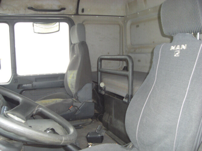 MAN T39 26.364 6x4 - Tovornjak-šasija: slika 2 MAN T39 26.364 6x4 - Tovornjak-šasija: slika 2