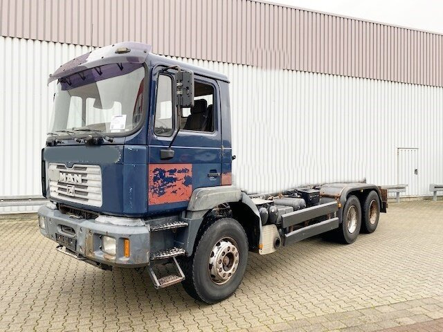 MAN T40 26.364/414 6x4, 6-Zylinder T40 26.364/414 6x4, 6-Zylinder - Tovornjak-šasija: slika 1 MAN T40 26.364/414 6x4, 6-Zylinder T40 26.364/414 6x4, 6-Zylinder - Tovornjak-šasija: slika 1