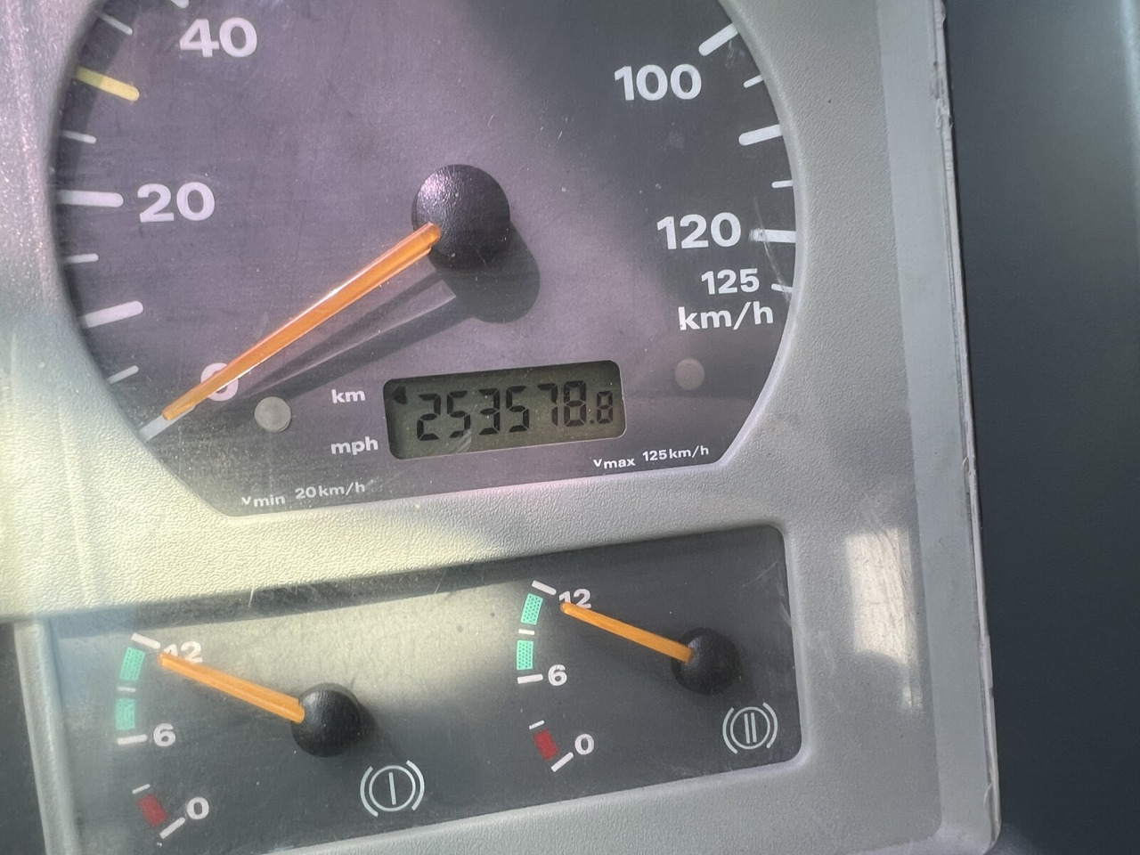 MAN TGA 26.363/410 6x4 BB TGA 26.363/410 6x4 BB, 2-S-Alukipper - Tovornjak prekucnik, Tovornjak z dvigalom: slika 4 MAN TGA 26.363/410 6x4 BB TGA 26.363/410 6x4 BB, 2-S-Alukipper - Tovornjak prekucnik, Tovornjak z dvigalom: slika 4