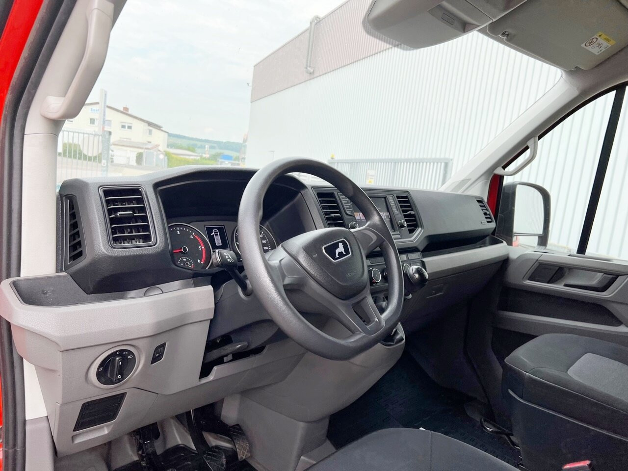 MAN TGE 2.140 4x2F SB TGE 2.140 4x2F SB - Mali kombi: slika 4 MAN TGE 2.140 4x2F SB TGE 2.140 4x2F SB - Mali kombi: slika 4