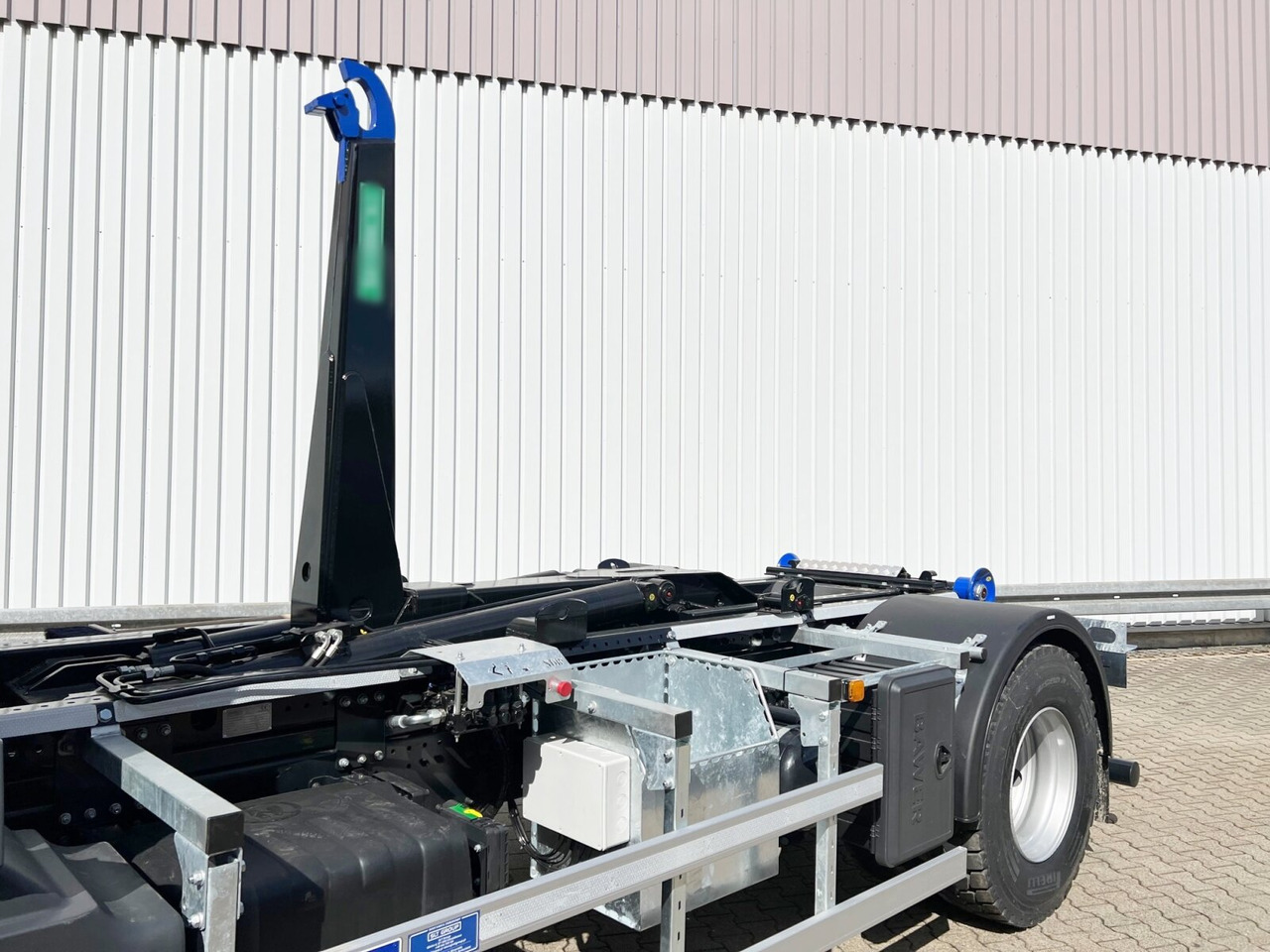 Nov Kotalni prekucni tovornjak MAN TGM 18.250/340 4x2 BL CH TGM 18.250/340 4x2 BL CH, Funk: slika 13 Nov Kotalni prekucni tovornjak MAN TGM 18.250/340 4x2 BL CH TGM 18.250/340 4x2 BL CH, Funk: slika 13