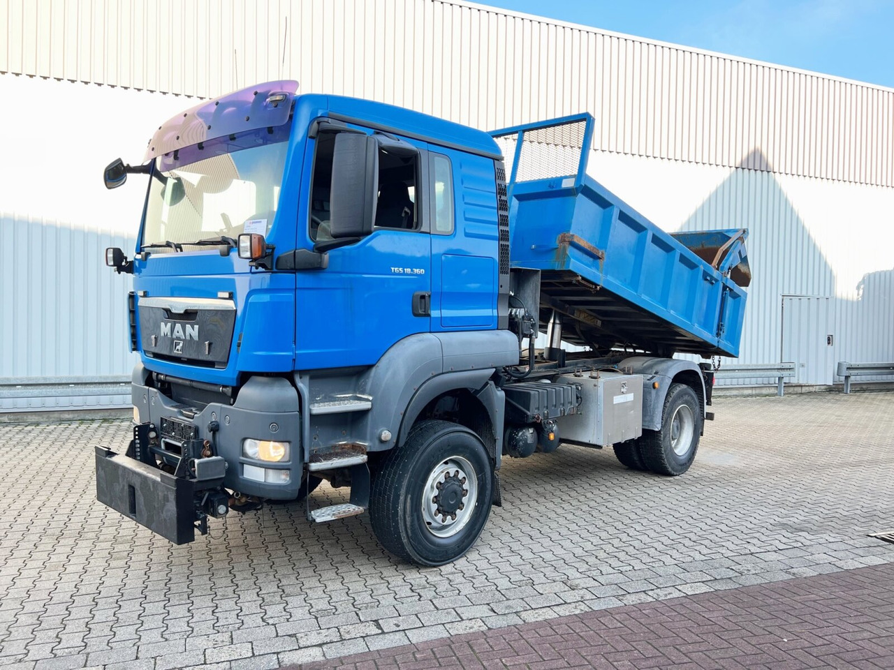 MAN TGS 18.360 4X4 BL TGS 18.360 4X4 BL, Hinterkipper, hydr. Heckklappe, Winterdienstausstattung - Tovornjak prekucnik: slika 1 MAN TGS 18.360 4X4 BL TGS 18.360 4X4 BL, Hinterkipper, hydr. Heckklappe, Winterdienstausstattung - Tovornjak prekucnik: slika 1